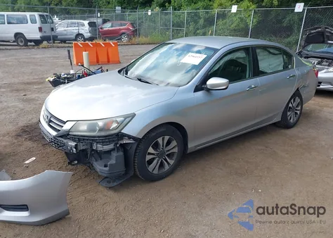2013 Honda Accord Lx z USA, uszkodzony, nr VIN 1HGCR2E39DA079509